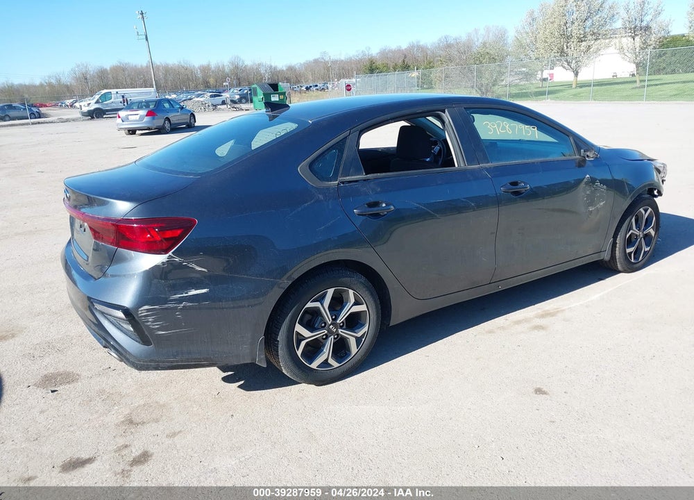 2019 KIA FORTE LXS VIN: 3KPF24ADXKE079619