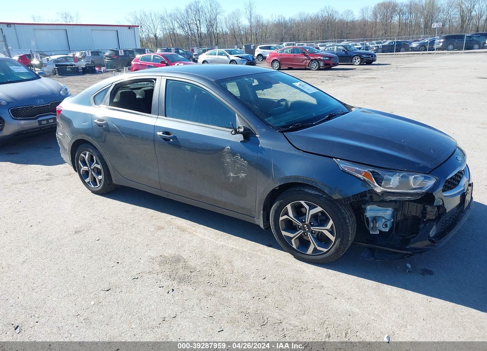 2019 KIA FORTE LXS VIN: 3KPF24ADXKE079619