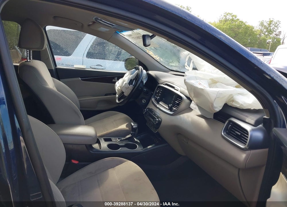 2019 KIA SORENTO 2.4L LX VIN: 5XYPGDA3XKG523159