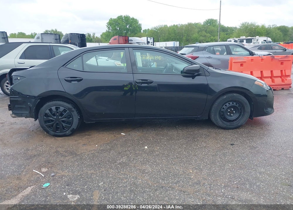2017 TOYOTA COROLLA LE VIN: 2T1BURHE5HC929829