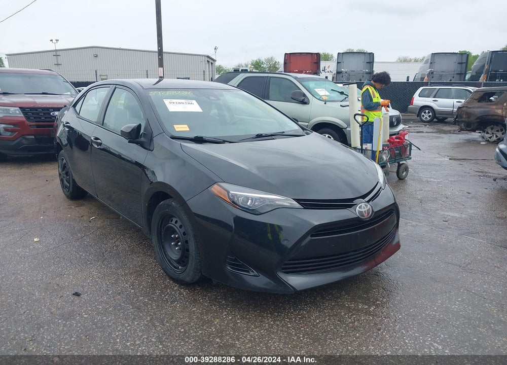 2017 TOYOTA COROLLA LE VIN: 2T1BURHE5HC929829
