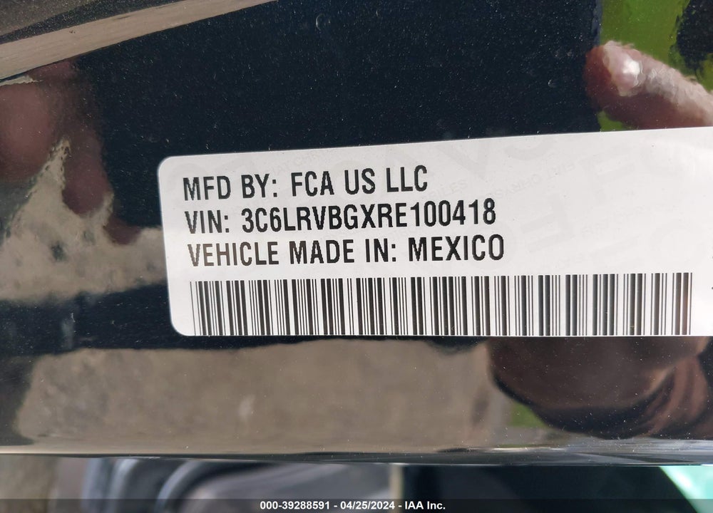 2024 RAM PROMASTER 1500 SLT HIGH ROOF 136 WB VIN: 3C6LRVBGXRE100418