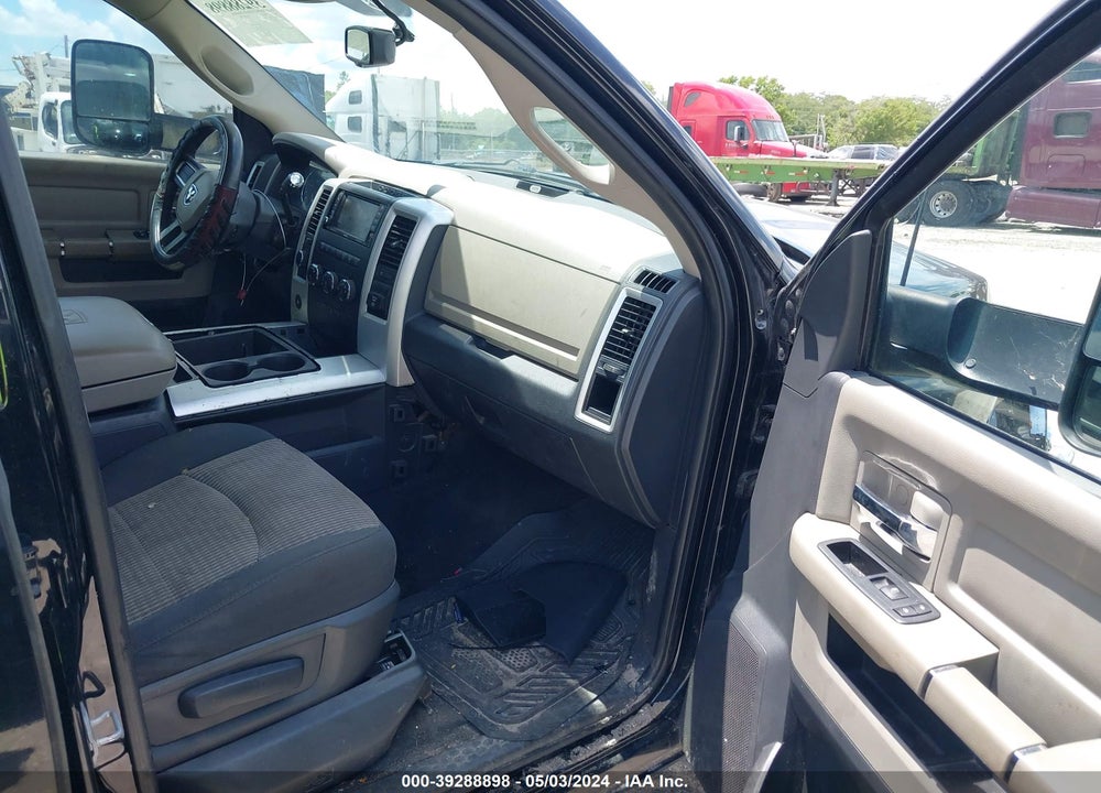 2011 RAM 2500 SLT VIN: 3D7UT2CL0BG574144