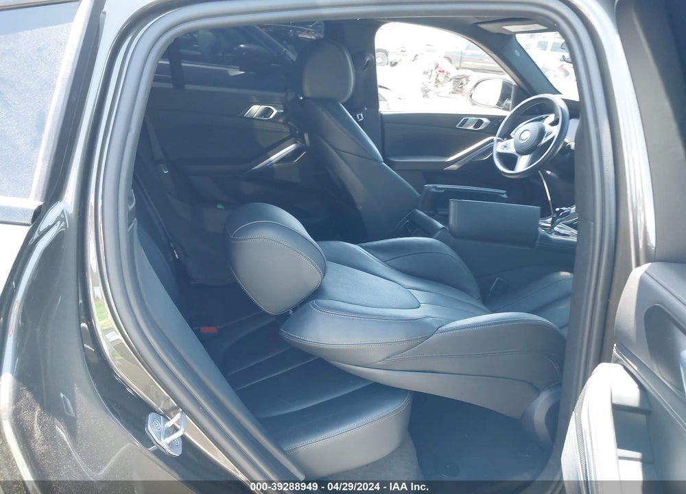 2022 BMW X6 XDRIVE40I VIN: 5UXCY6C07N9K70672