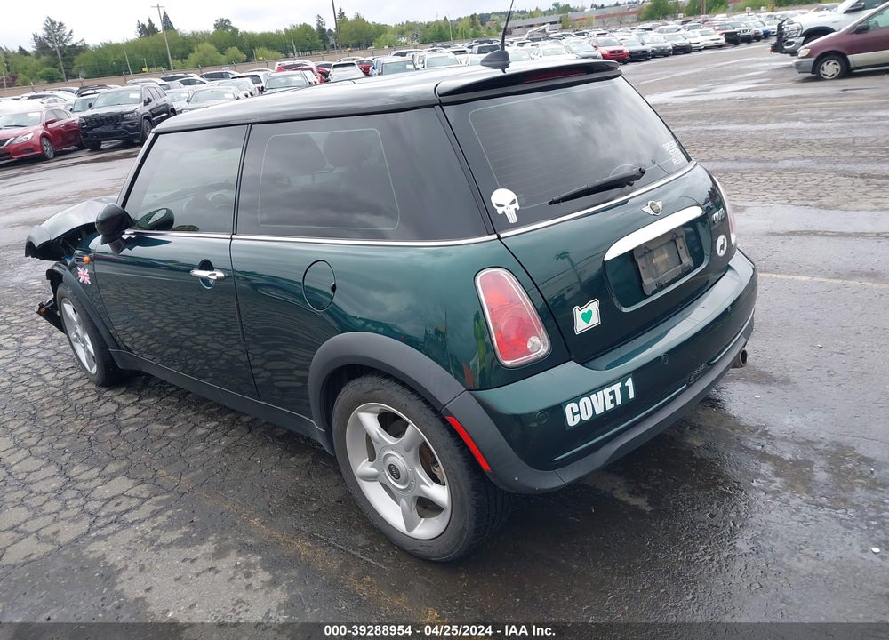2005 MINI COOPER VIN: WMWRC33415TJ65427