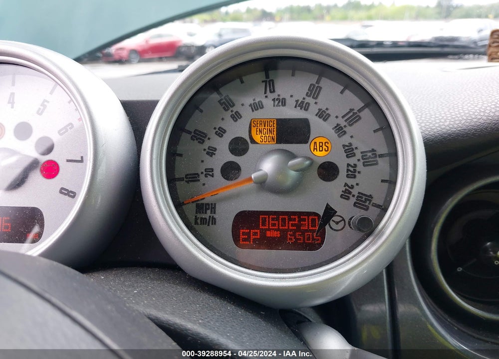 2005 MINI COOPER VIN: WMWRC33415TJ65427