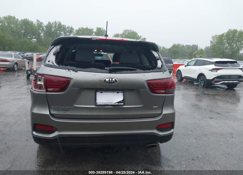 2019 KIA SORENTO 2.4L LX VIN: 5XYPG4A3XKG542715