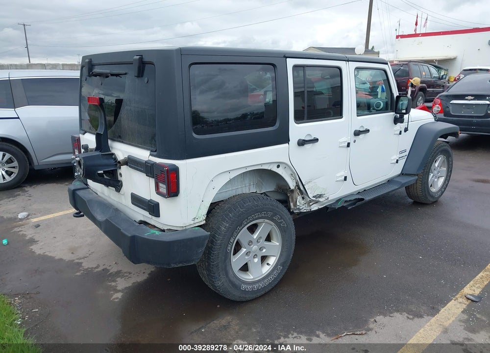 2015 JEEP WRANGLER UNLIMITED SPORT VIN: 1C4BJWDG5FL621807