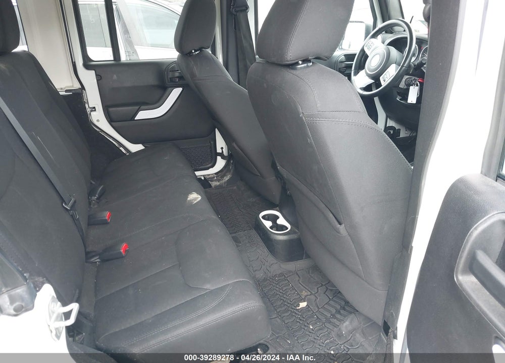 2015 JEEP WRANGLER UNLIMITED SPORT VIN: 1C4BJWDG5FL621807