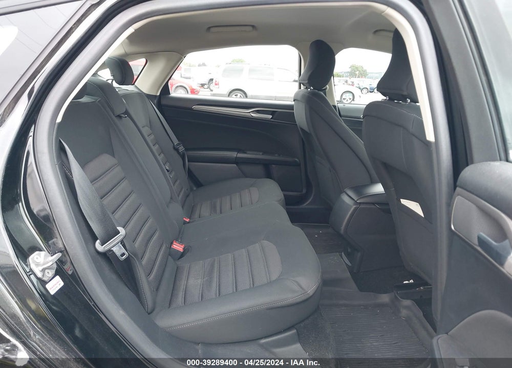 2018 FORD FUSION SE VIN: 3FA6P0H71JR133641