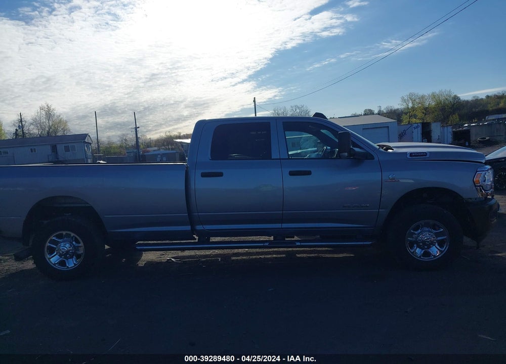 2022 RAM 3500 TRADESMAN  4X4 8' BOX VIN: 3C63R3GL9NG244583