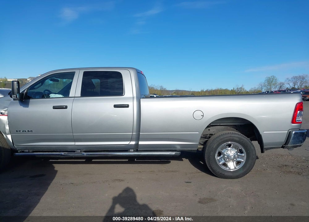 2022 RAM 3500 TRADESMAN  4X4 8' BOX VIN: 3C63R3GL9NG244583