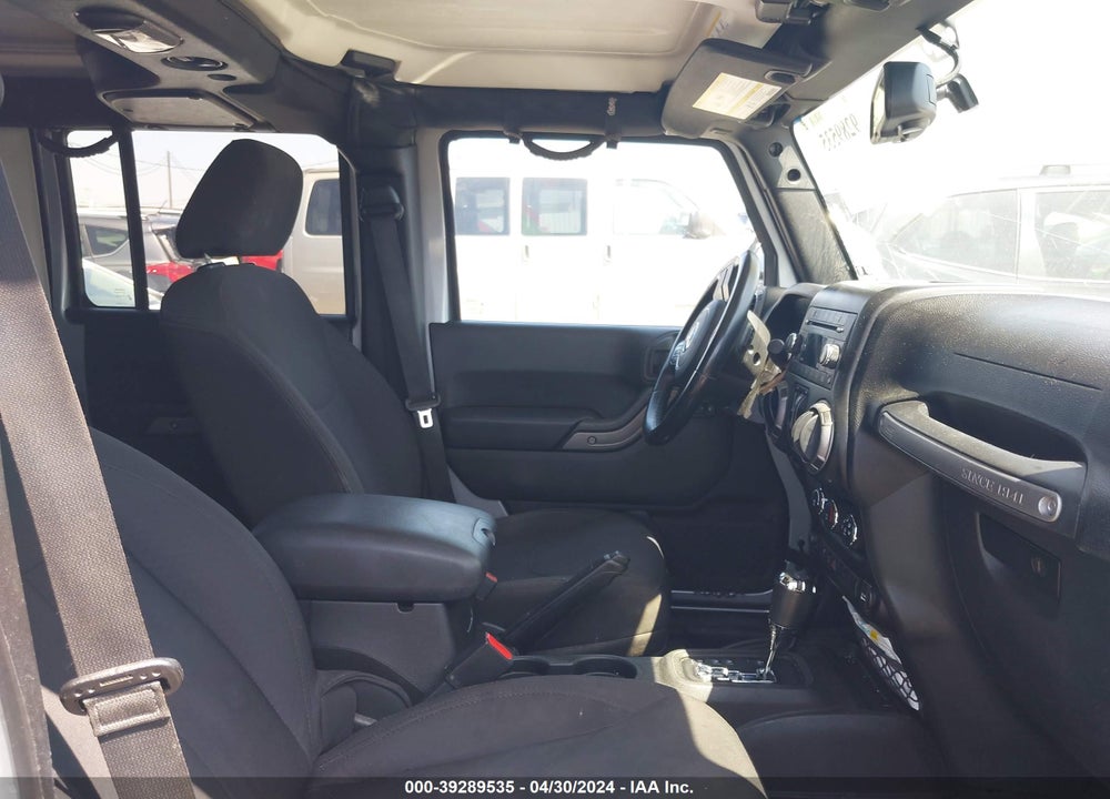 2015 JEEP WRANGLER UNLIMITED WILLYS WHEELER VIN: 1C4HJWDG5FL618917