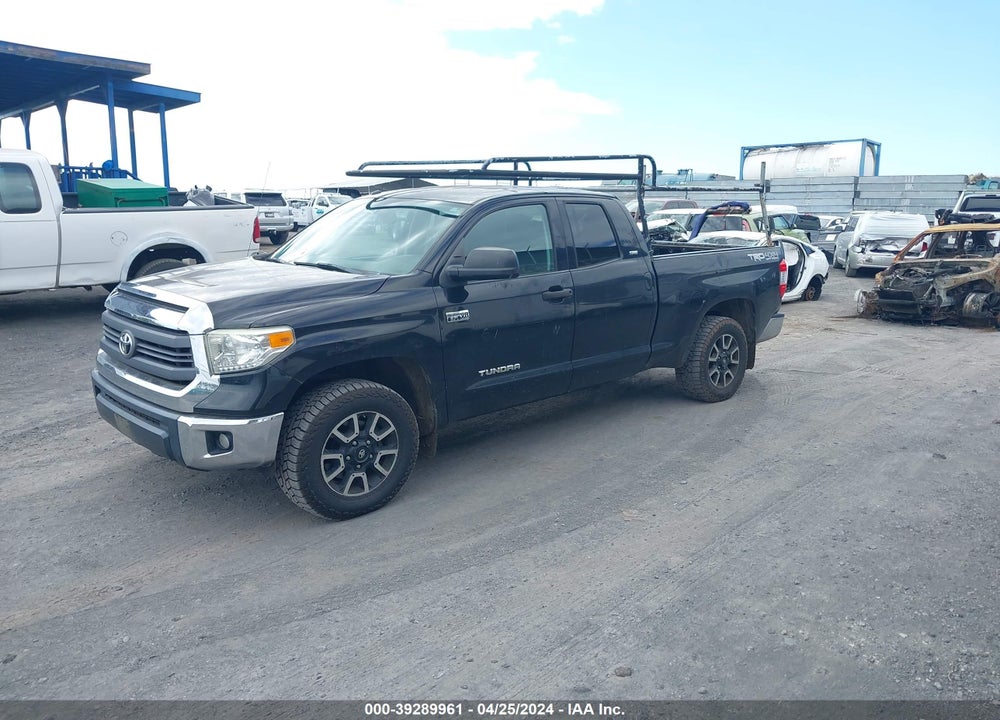 2014 TOYOTA TUNDRA SR5 5.7L V8 VIN: 5TFUY5F17EX391668