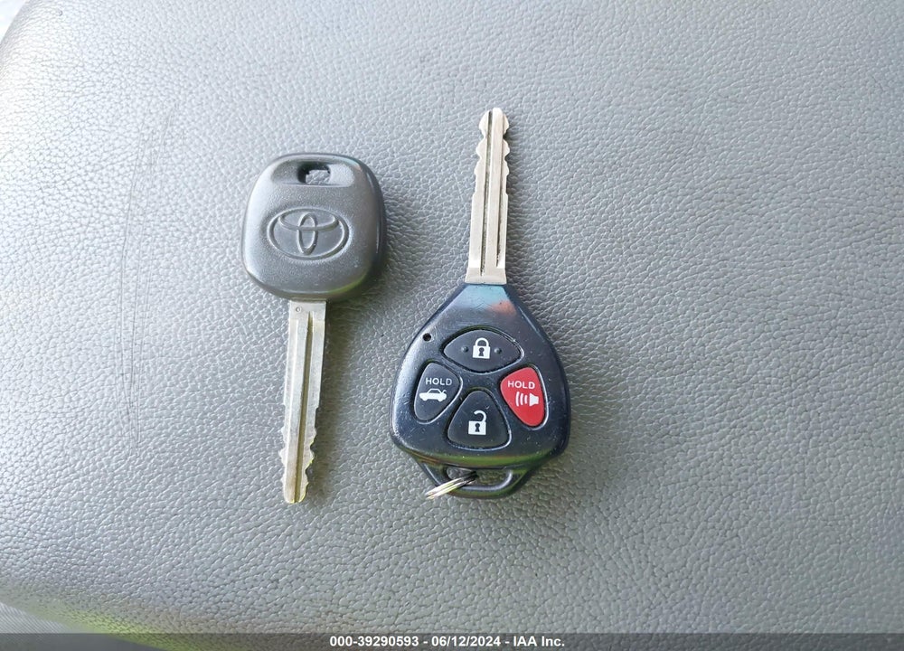 2009 TOYOTA COROLLA LE VIN: JTDBL40E59J048281