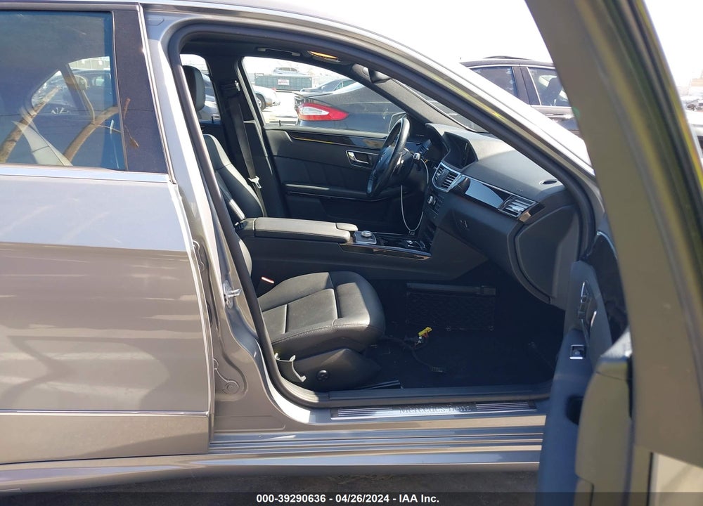 2011 MERCEDES-BENZ E 350 VIN: WDDHF5GB7BA331361