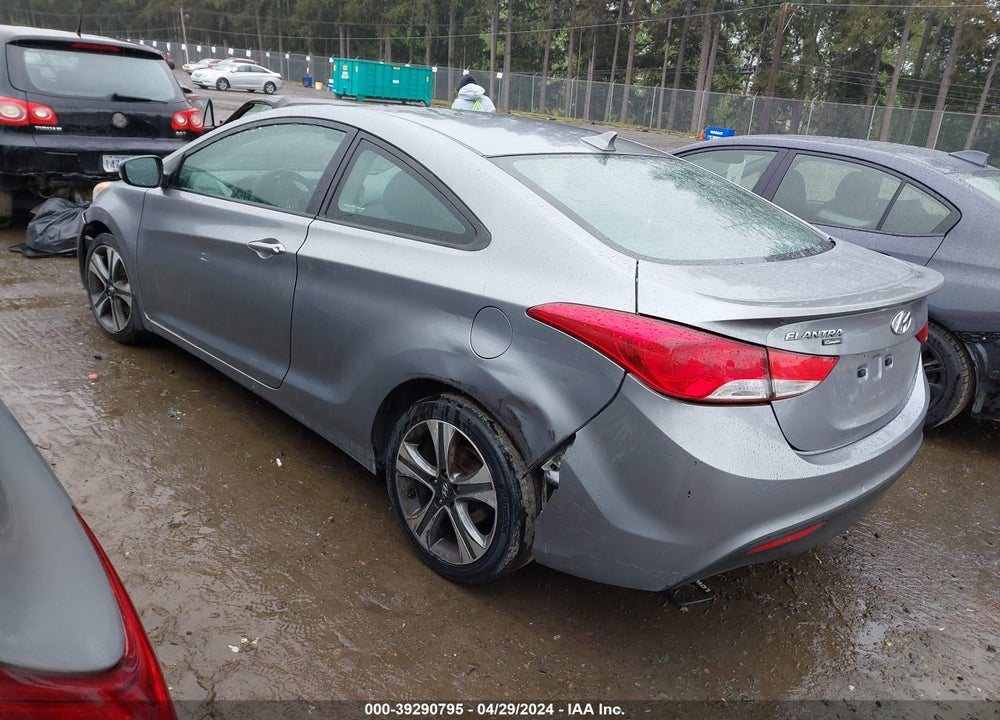 2013 HYUNDAI ELANTRA SE VIN: KMHDH6AE7DU013538