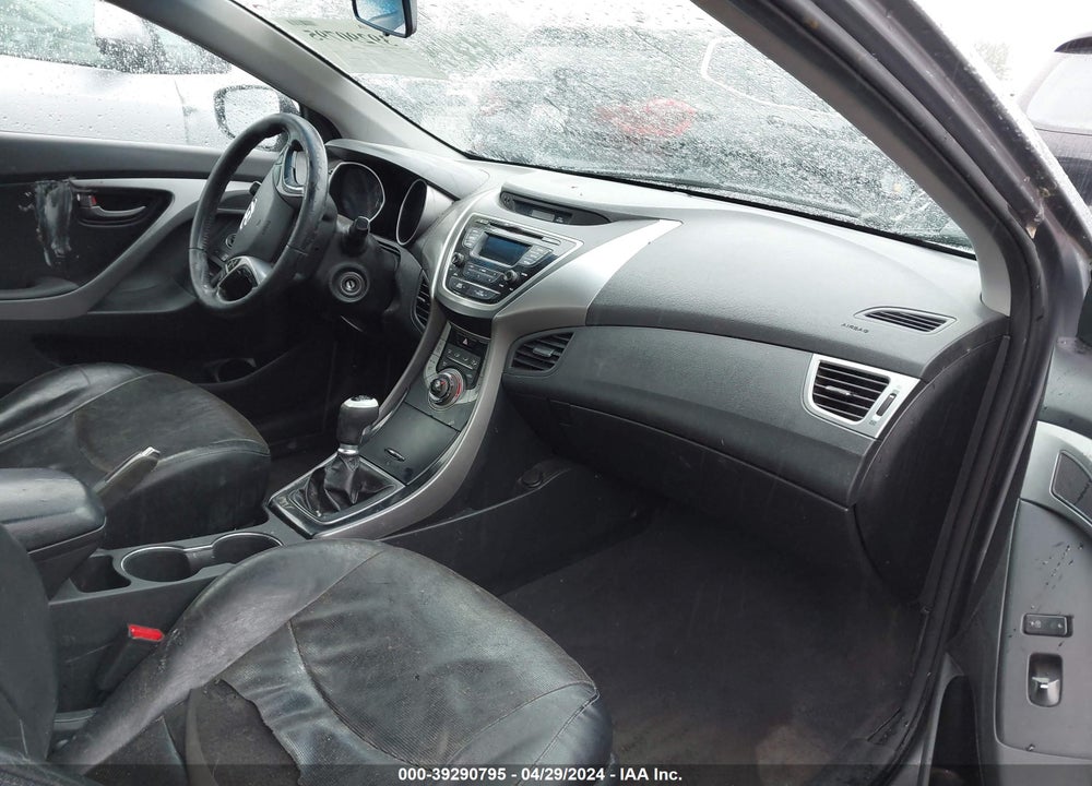 2013 HYUNDAI ELANTRA SE VIN: KMHDH6AE7DU013538