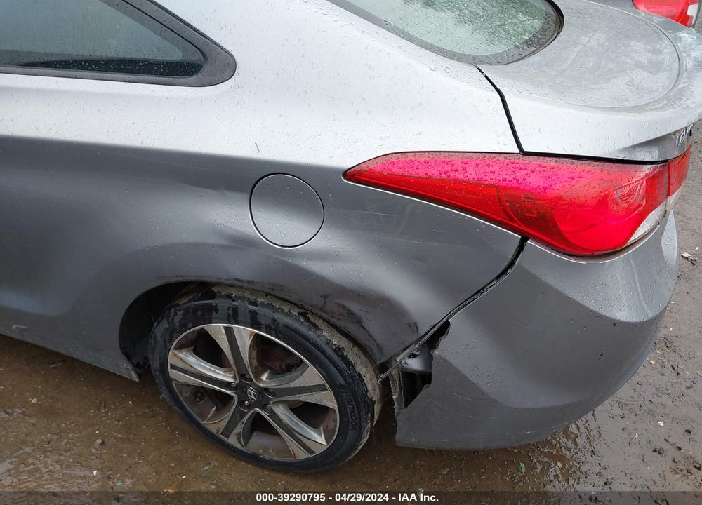 2013 HYUNDAI ELANTRA SE VIN: KMHDH6AE7DU013538