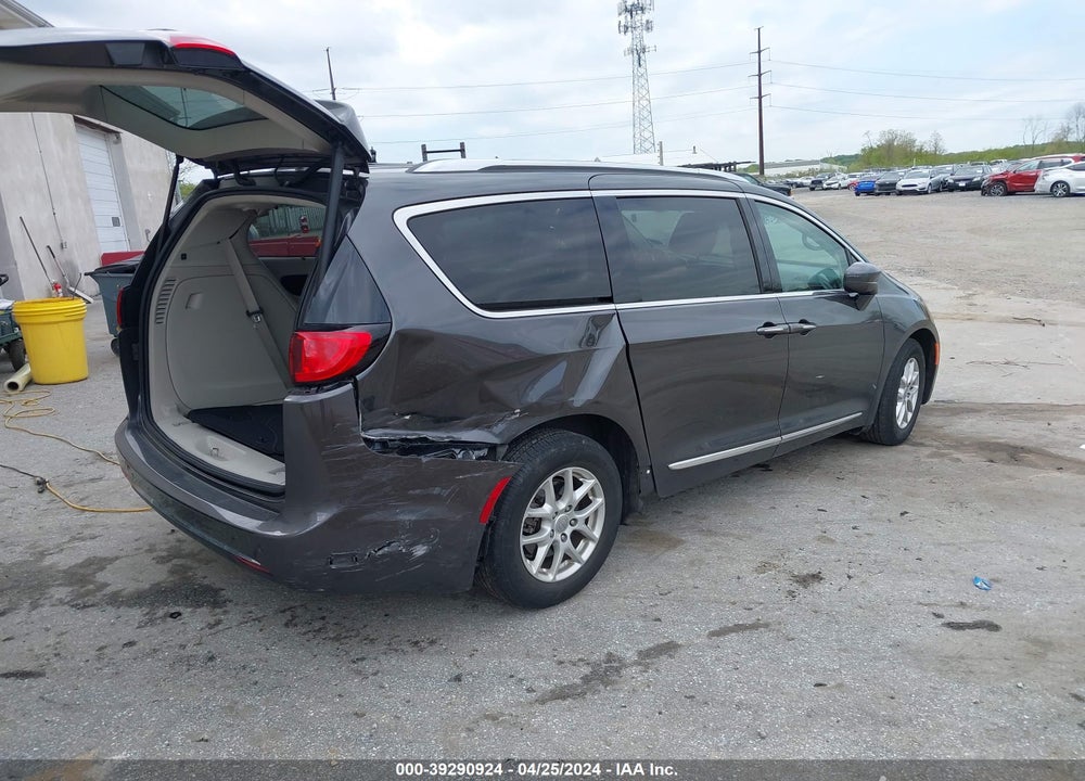 2020 CHRYSLER PACIFICA TOURING L VIN: 2C4RC1BG2LR237811