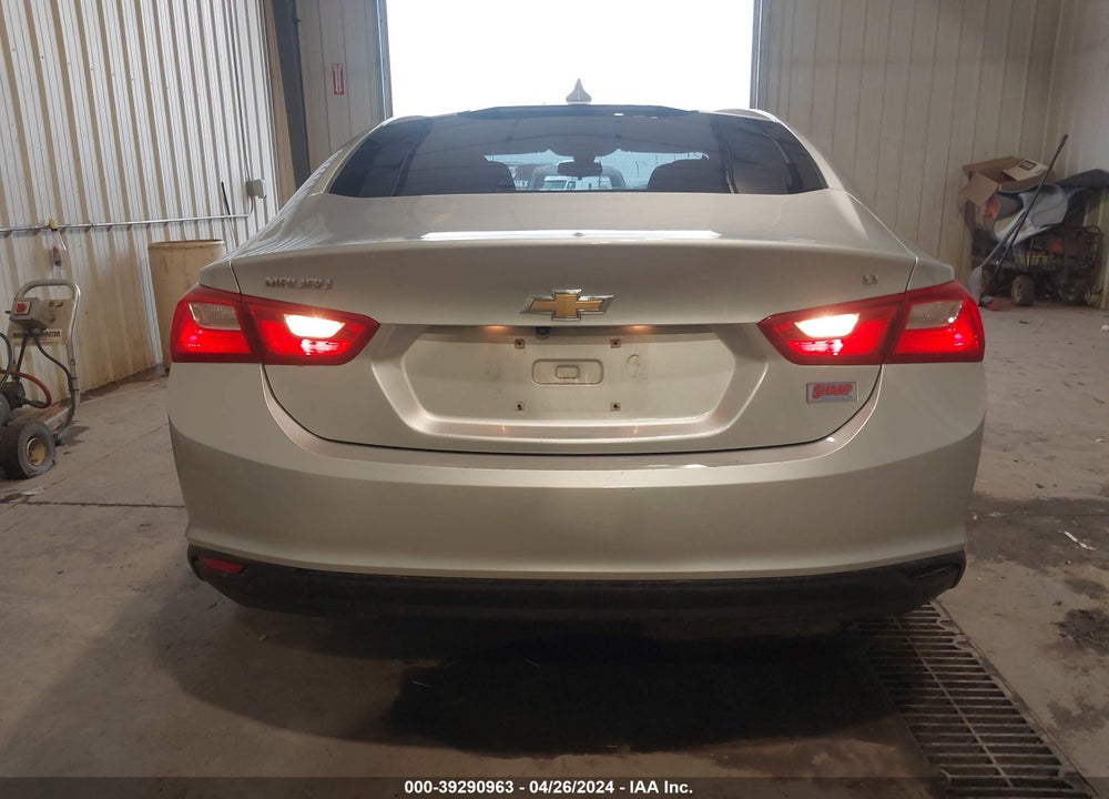 2018 CHEVROLET MALIBU LT VIN: 1G1ZD5ST7JF179984