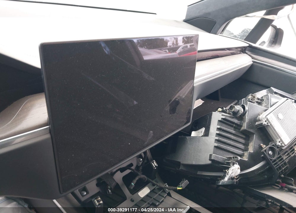 2023 TESLA MODEL X DUAL MOTOR ALL-WHEEL DRIVE/STANDARD RANGE VIN: 7SAXCBE59PF377012