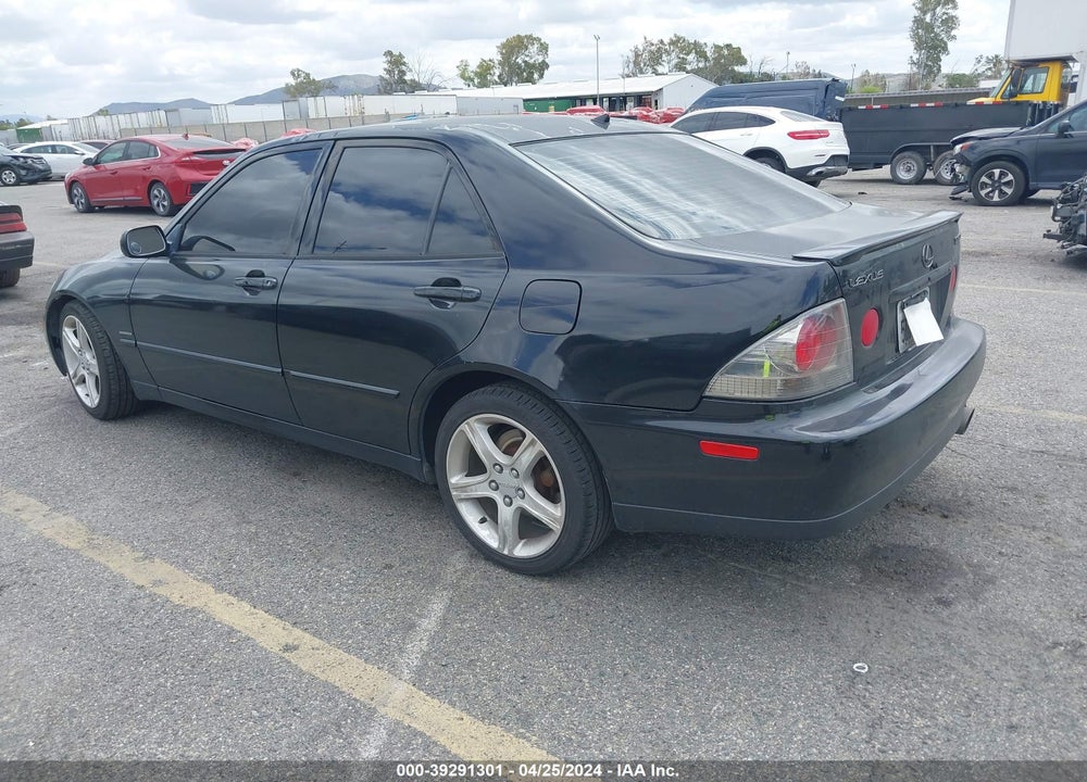 2003 LEXUS IS 300 VIN: JTHBD192830078343