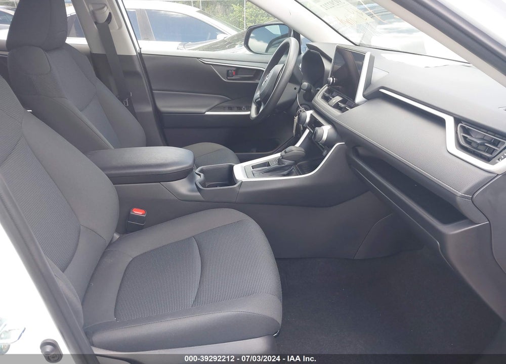 2024 TOYOTA RAV4 LE VIN: 2T3H1RFV0RW307958