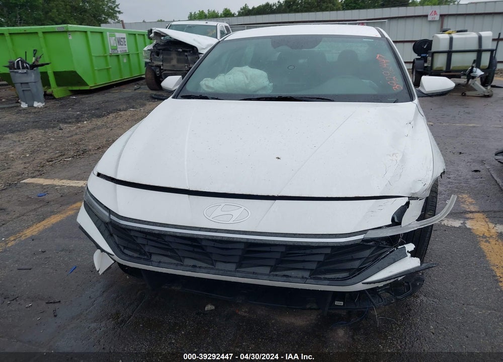 2024 HYUNDAI ELANTRA SEL VIN: KMHLM4DGXRU651847