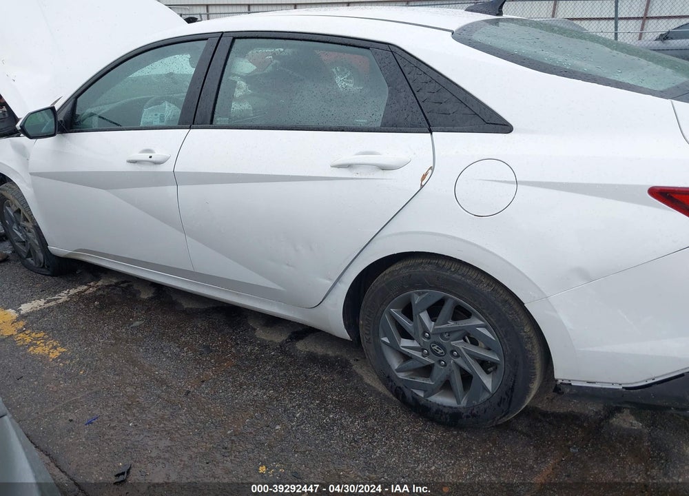 2024 HYUNDAI ELANTRA SEL VIN: KMHLM4DGXRU651847