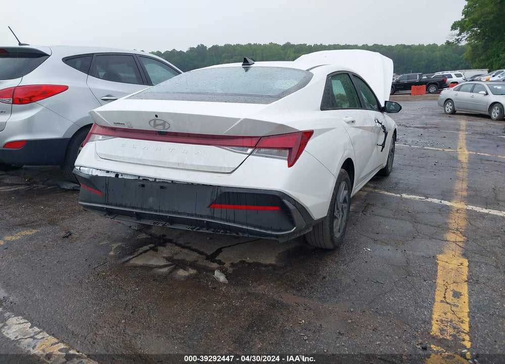 2024 HYUNDAI ELANTRA SEL VIN: KMHLM4DGXRU651847