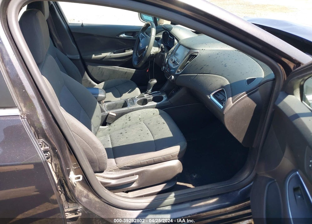 2017 CHEVROLET CRUZE LT AUTO VIN: 1G1BE5SMXH7163189