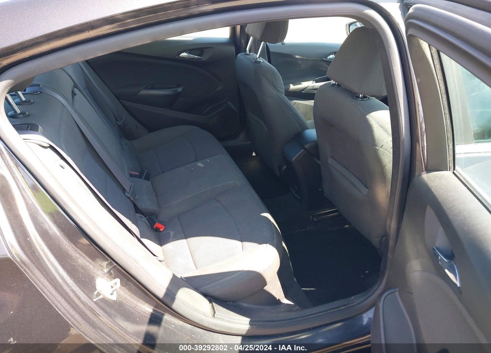 2017 CHEVROLET CRUZE LT AUTO VIN: 1G1BE5SMXH7163189