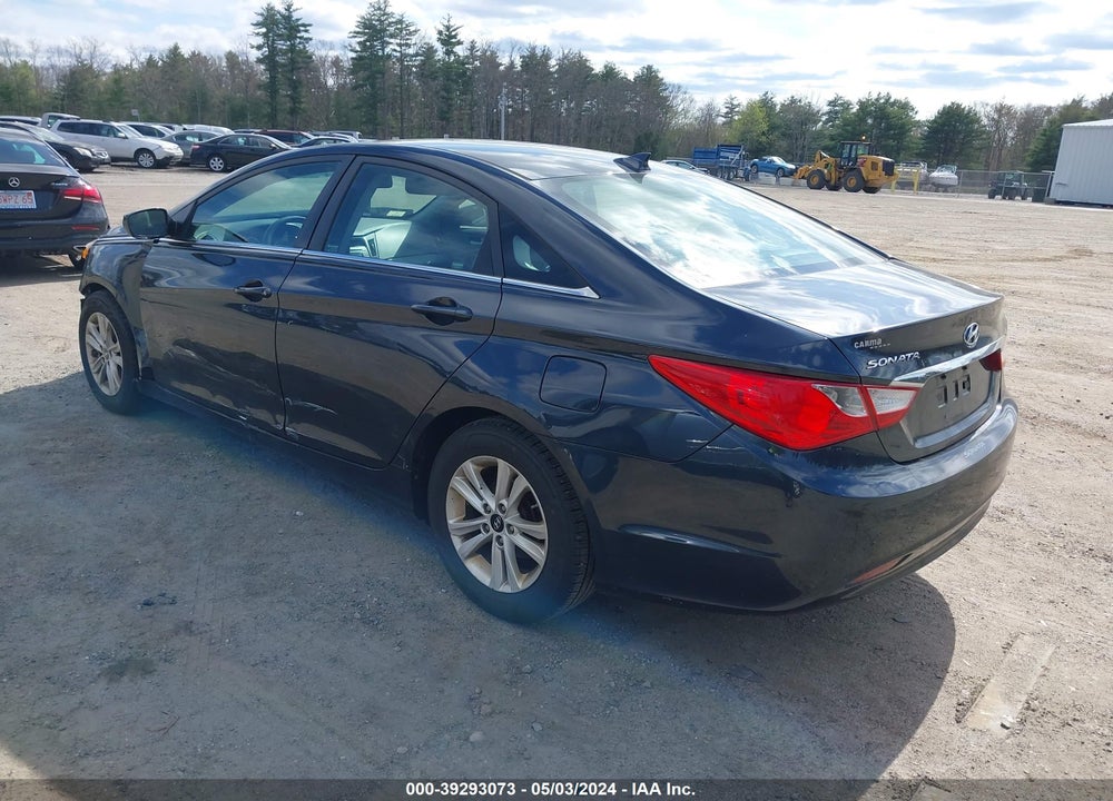 2013 HYUNDAI SONATA GLS VIN: 5NPEB4AC1DH679706
