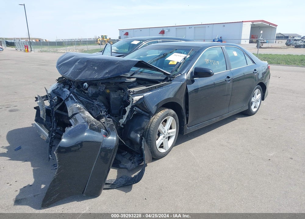 2013 TOYOTA CAMRY SE VIN: 4T1BF1FK5DU292020