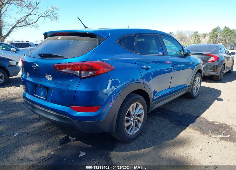 2018 HYUNDAI TUCSON SE VIN: KM8J23A41JU789251