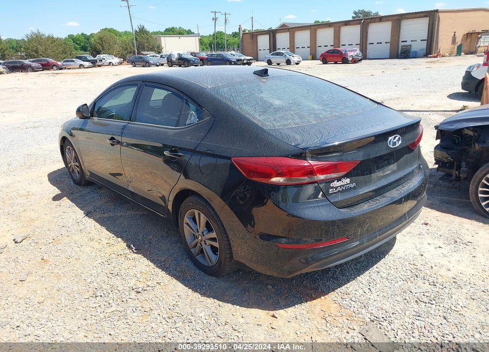 2017 HYUNDAI ELANTRA SE VIN: 5NPD84LF6HH143549
