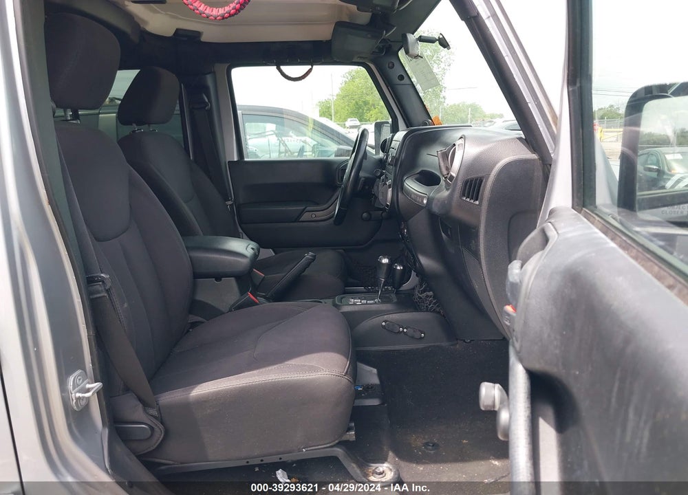 2014 JEEP WRANGLER UNLIMITED SPORT VIN: 1C4BJWDG9EL178477