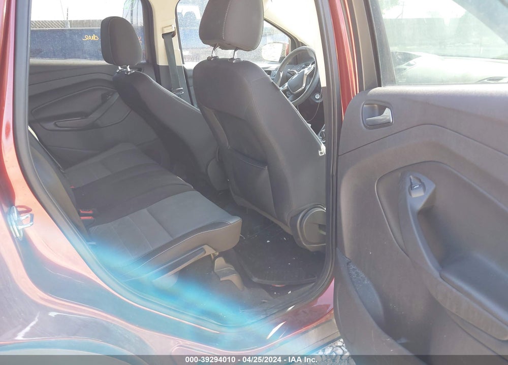 2015 FORD ESCAPE SE VIN: 1FMCU0G98FUA28387