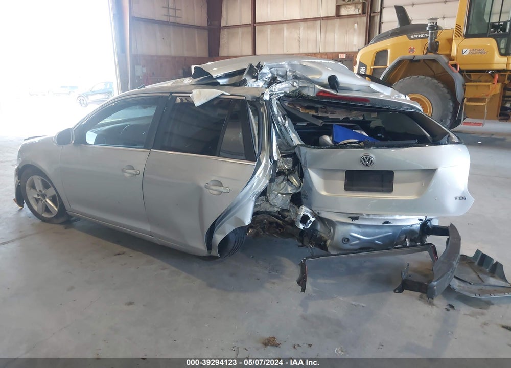 2014 VOLKSWAGEN JETTA SPORTWAGEN 2.0L TDI VIN: 3VWPL7AJXEM613346