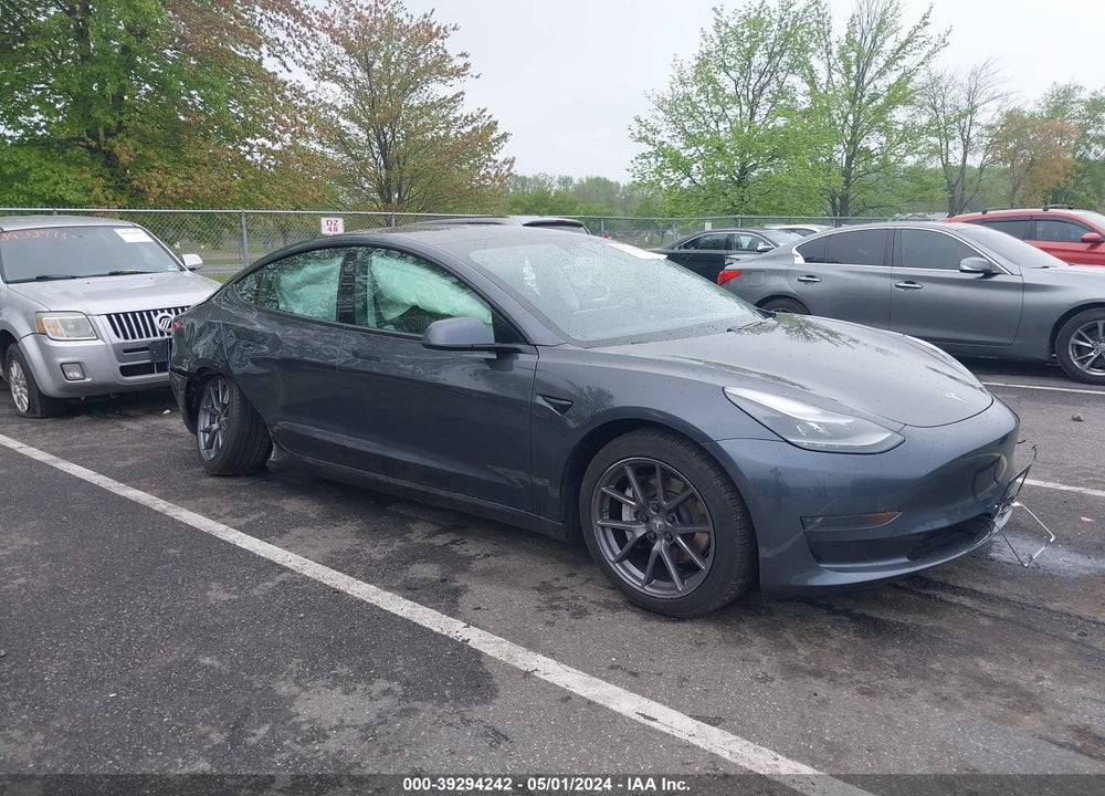 2021 TESLA MODEL 3 STANDARD RANGE PLUS REAR-WHEEL DRIVE VIN: 5YJ3E1EA5MF047005
