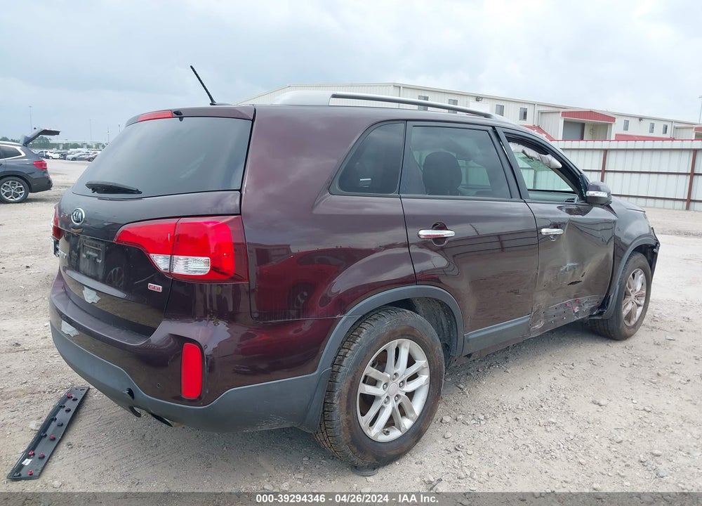 2015 KIA SORENTO LX VIN: 5XYKT3A63FG622762