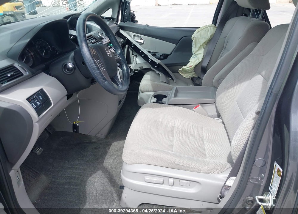 2017 HONDA ODYSSEY SE VIN: 5FNRL5H32HB019205