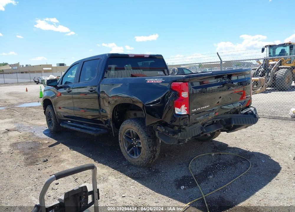 2020 CHEVROLET SILVERADO 1500 4WD SHORT BED CUSTOM TRAIL BOSS VIN: 1GCPYCEF6LZ370200
