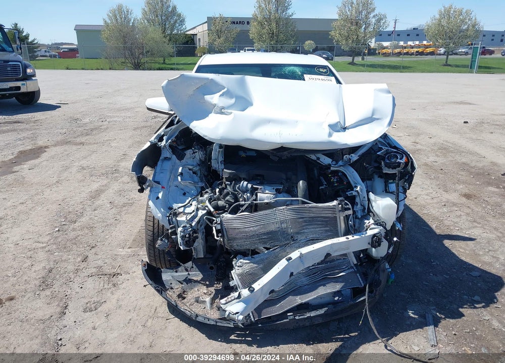 2019 CHEVROLET EQUINOX LT VIN: 2GNAXUEV3K6172388