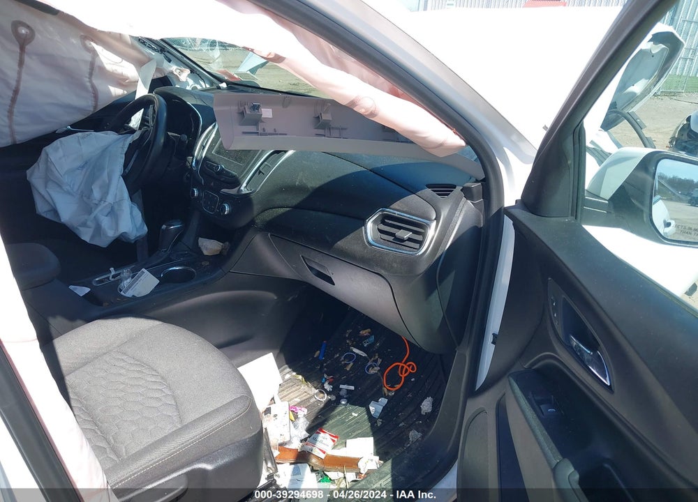 2019 CHEVROLET EQUINOX LT VIN: 2GNAXUEV3K6172388