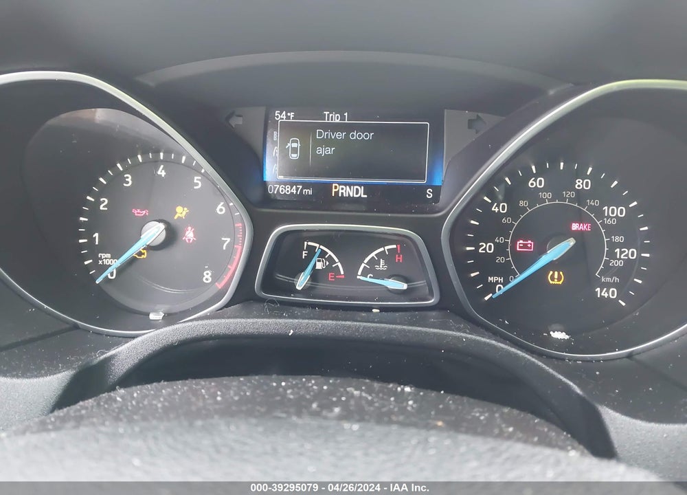 2015 FORD FOCUS SE VIN: 1FADP3F29FL216465
