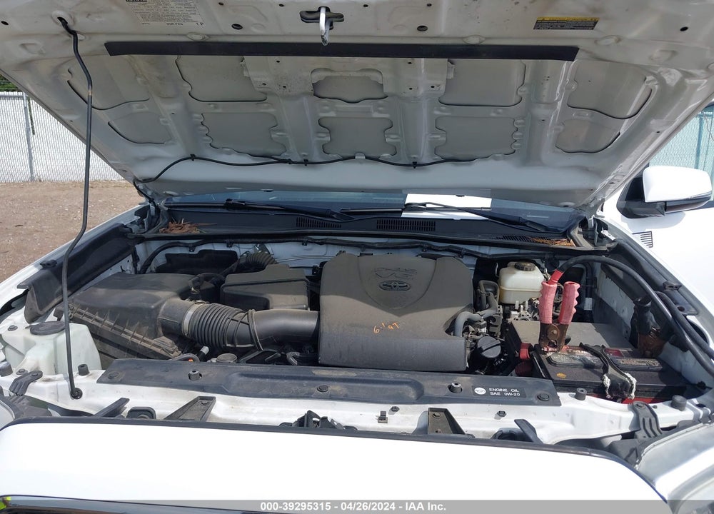 2018 TOYOTA TACOMA TRD OFF ROAD VIN: 3TMDZ5BN7JM048526
