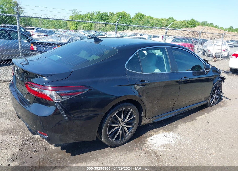 2022 TOYOTA CAMRY SE VIN: 4T1T11AK3NU666703