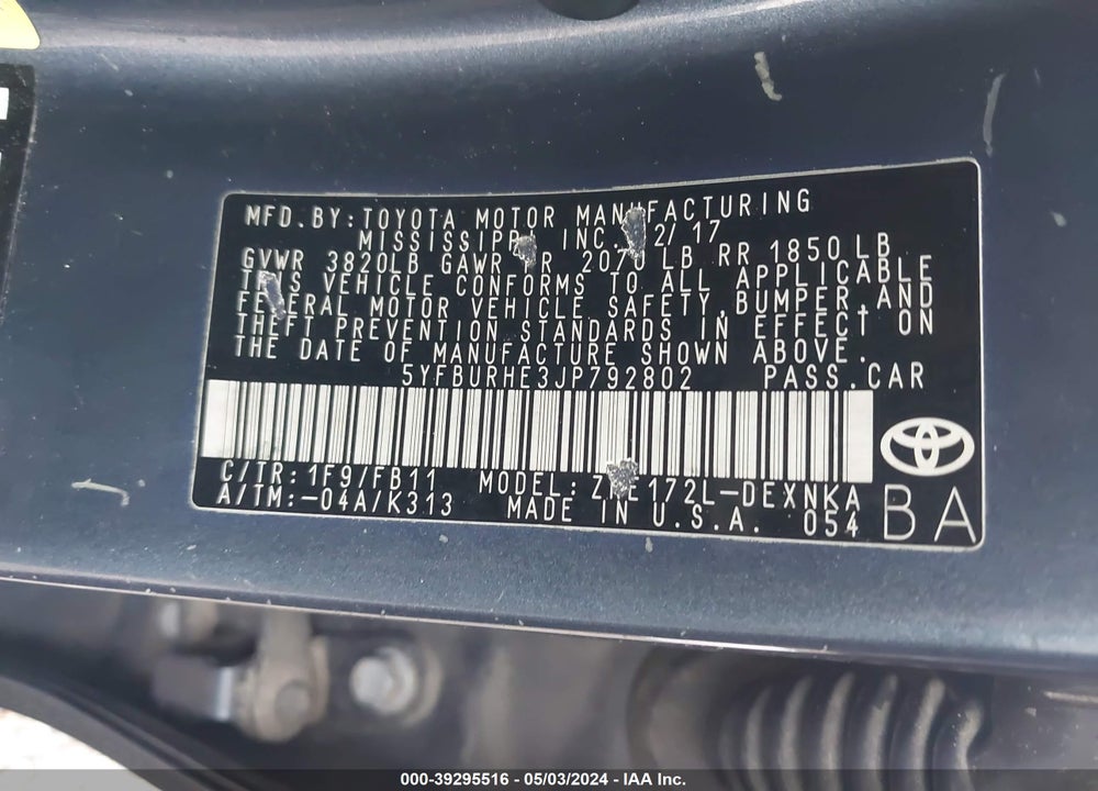 2018 TOYOTA COROLLA VIN: 5YFBURHE3JP792802